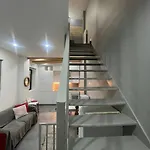 Grand Appartement Au Rez De Chaussee En Plein Coeur De Paris