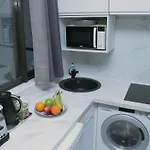 City Apartment Near Arc De Triomphe-Champs Elysees