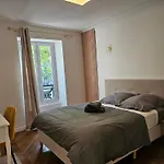 Highstay Champs Elysees Arc De Triomphe