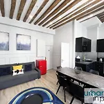 44 - Pretty 2 Bdr Flat In Paris