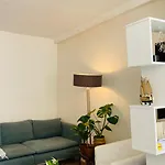 Charmant Studio Proche Pantheon - Voisin De Emily In Paris