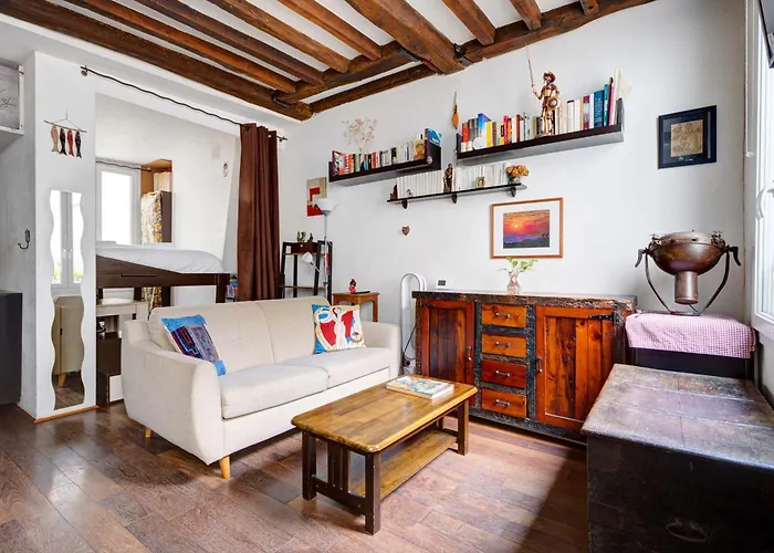 Charming Apartment In The Heart Of Le Marais