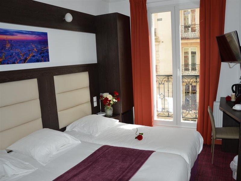 Parc Hotel 3*