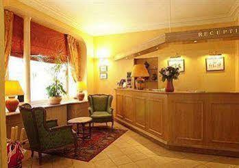 Du Pre Hotel