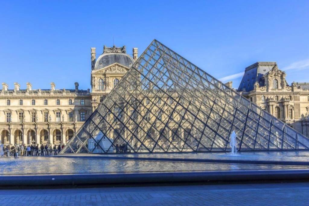 Luxury Republique Apartment