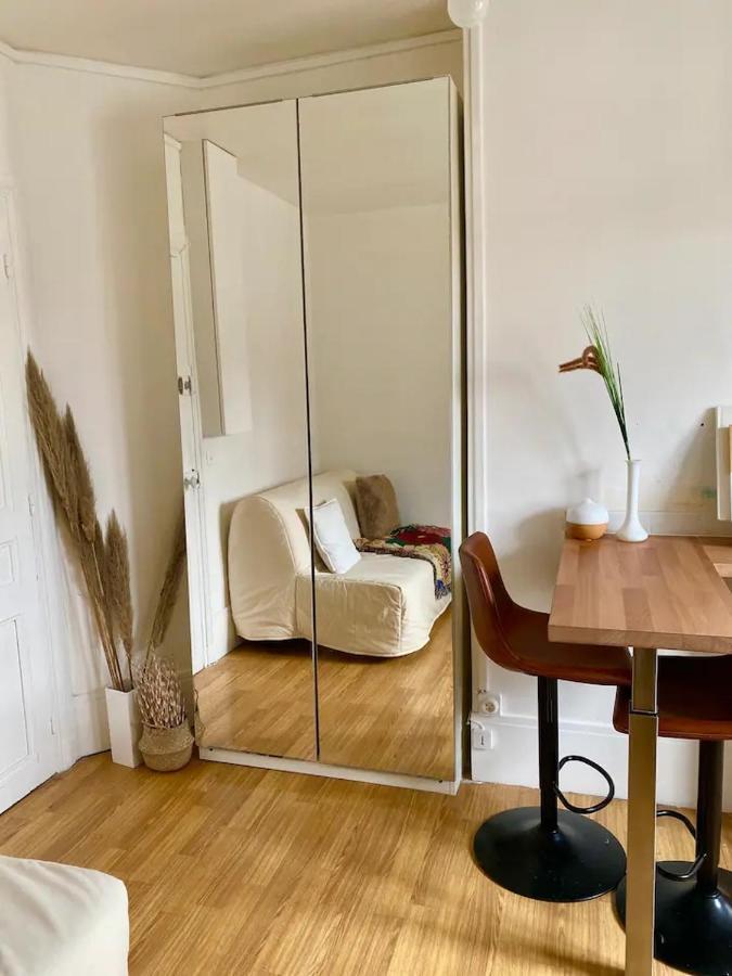 Studio Contemporain Dans 12eme Arrondissement Appartement Paris