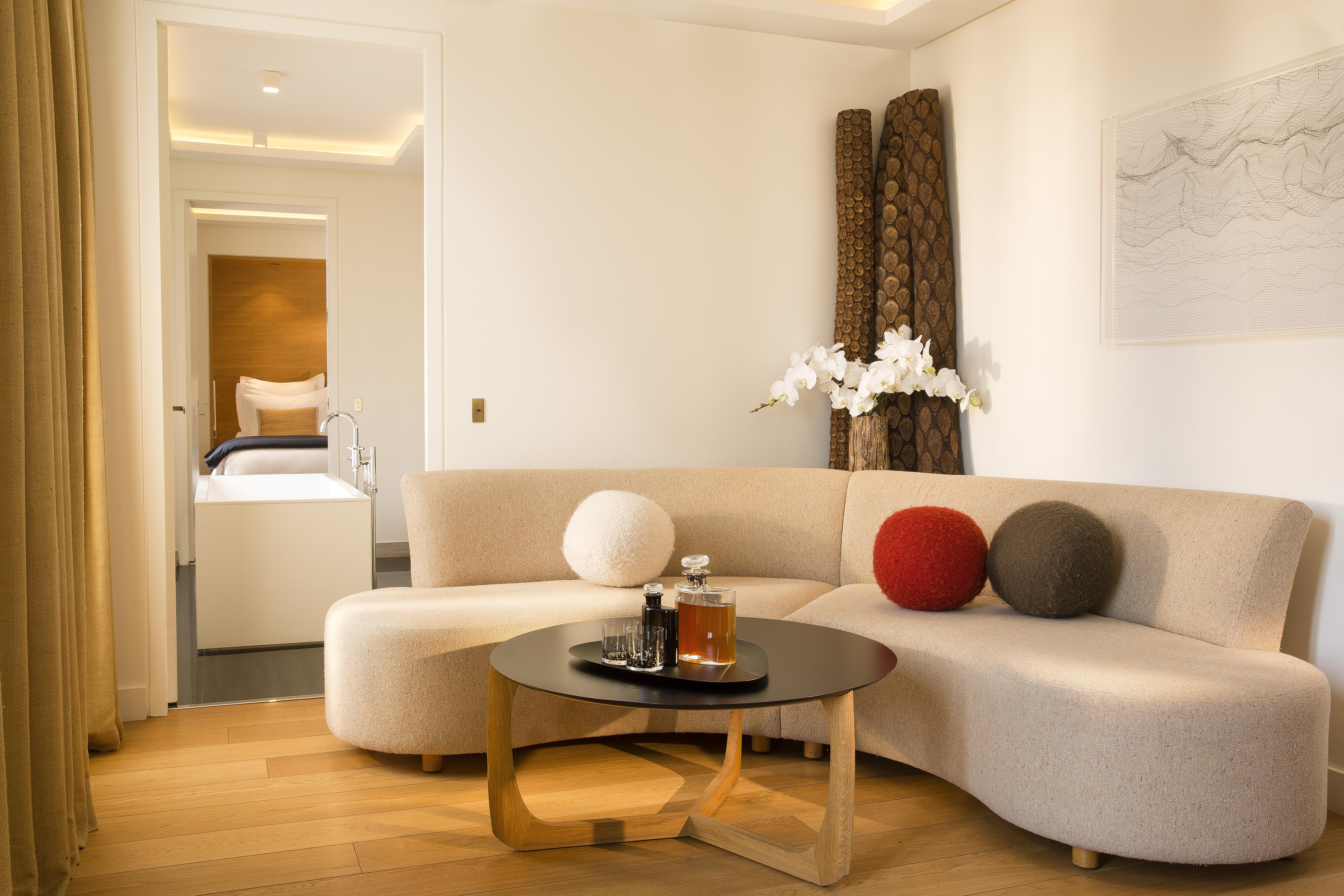 Hotel Marignan Champs-elysees