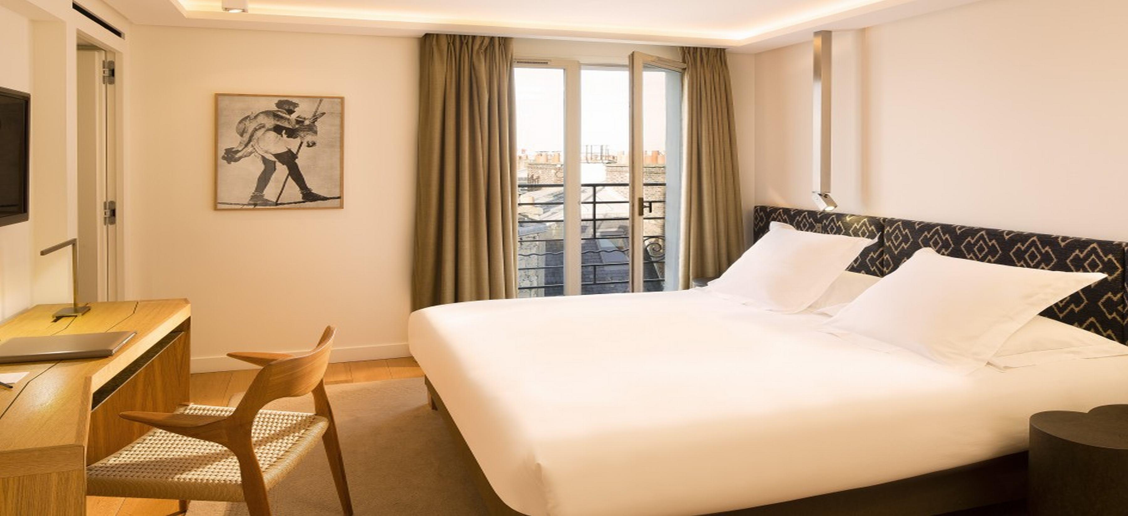 Marignan Champs-elysees Hotel 5*