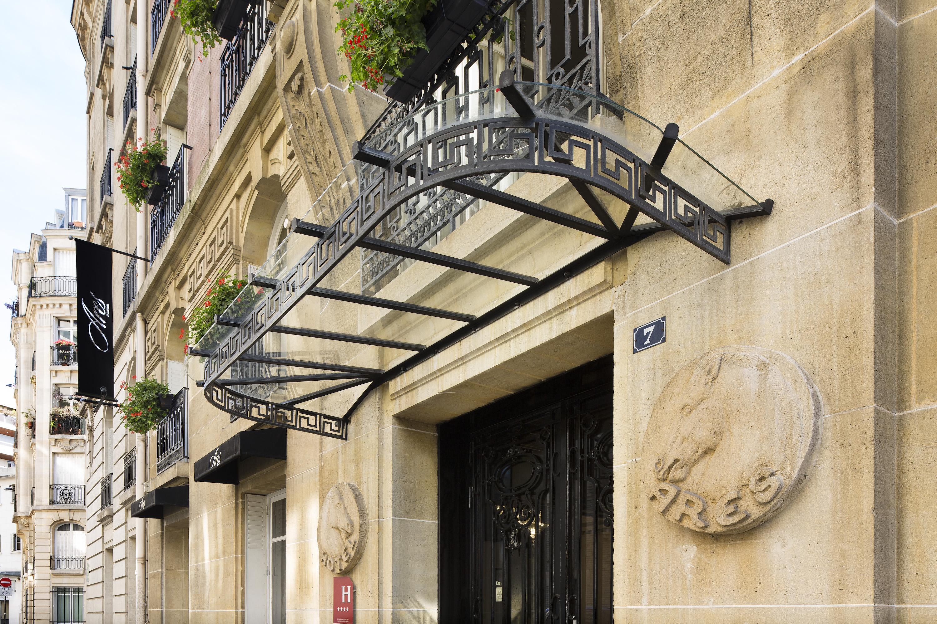 Hotel Ares Eiffel Paris