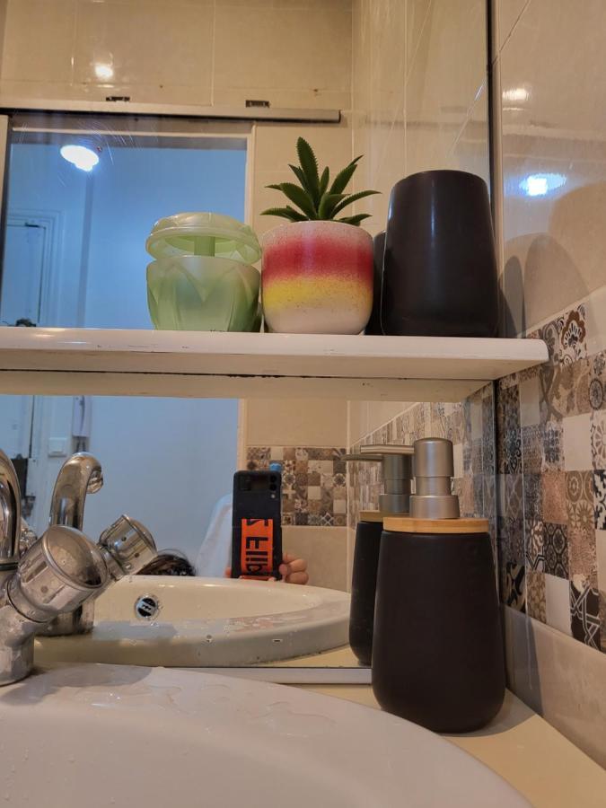 Apartment Flat *