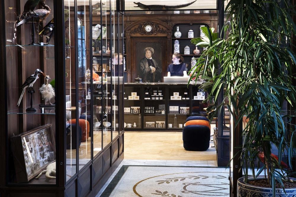 Monte Cristo 4* Paris