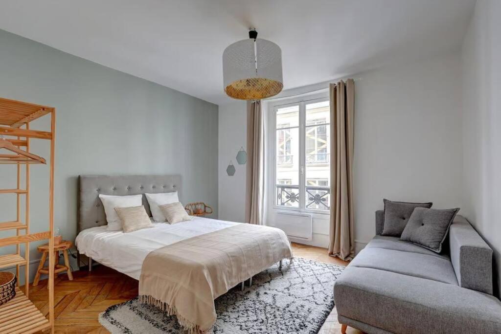 Apartment Louvre Montorgueuil Historical Center 3br Ii