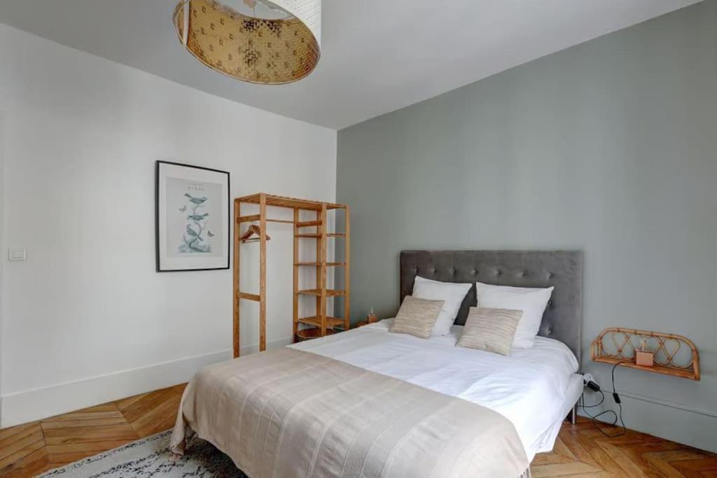 Louvre Montorgueuil Historical Center 3br Ii Apartment