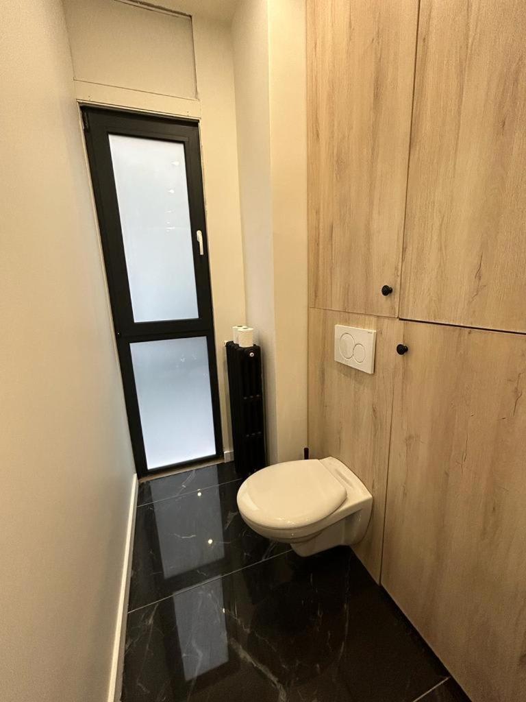 Stylish Modern Studio * Paris