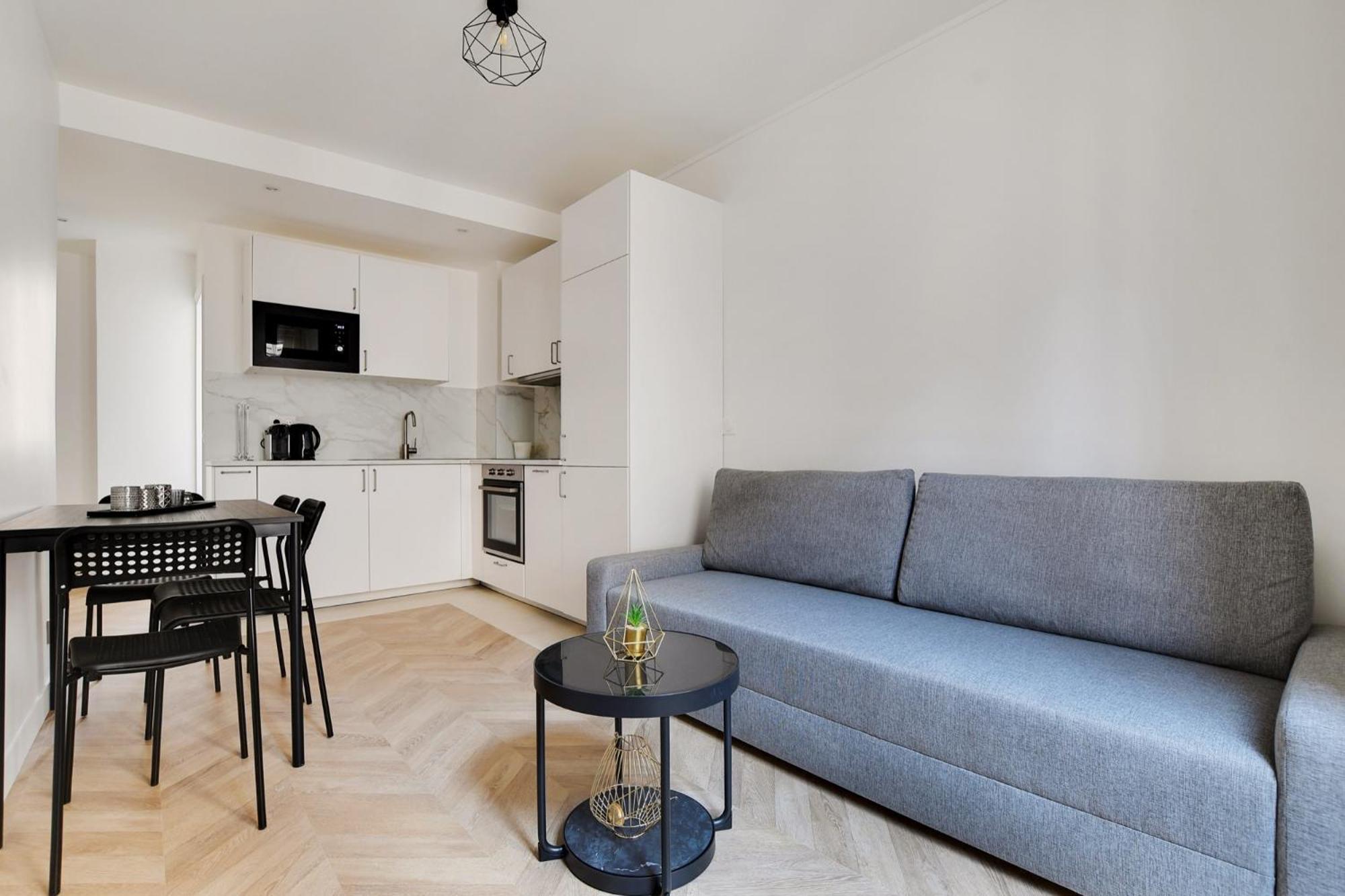 Bercy Apartment *