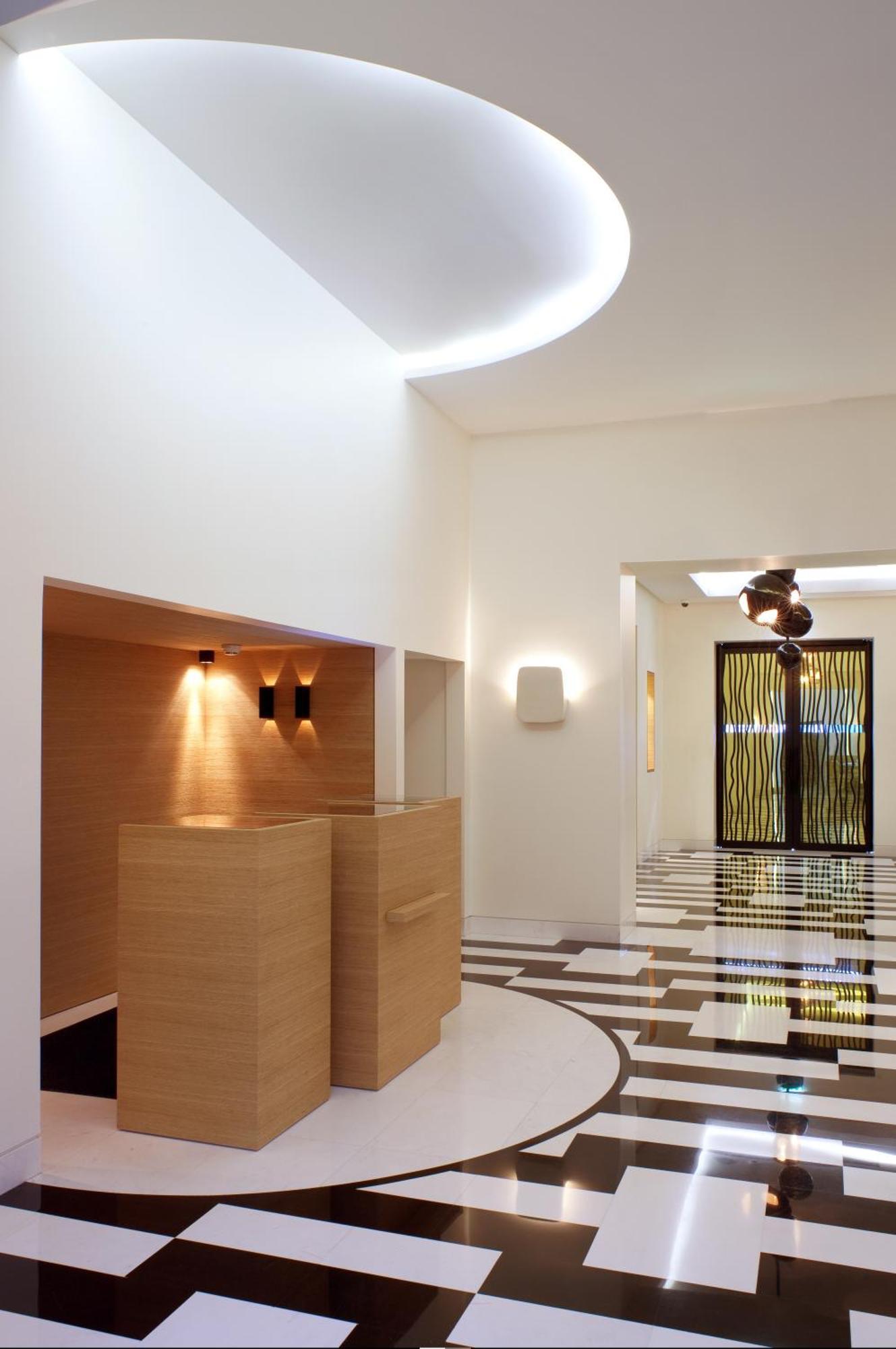 Hotel Marignan Champs-elysees Paris