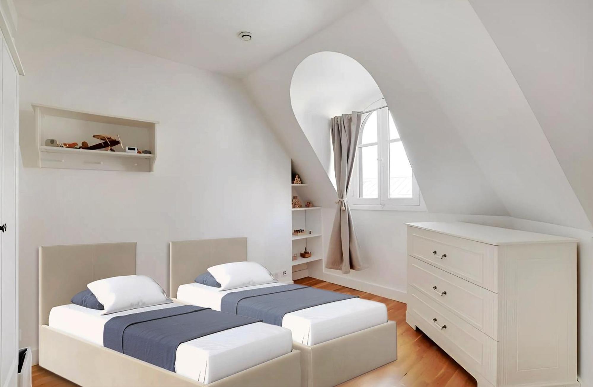 Apartment Royal Monceau - Hoche Paris