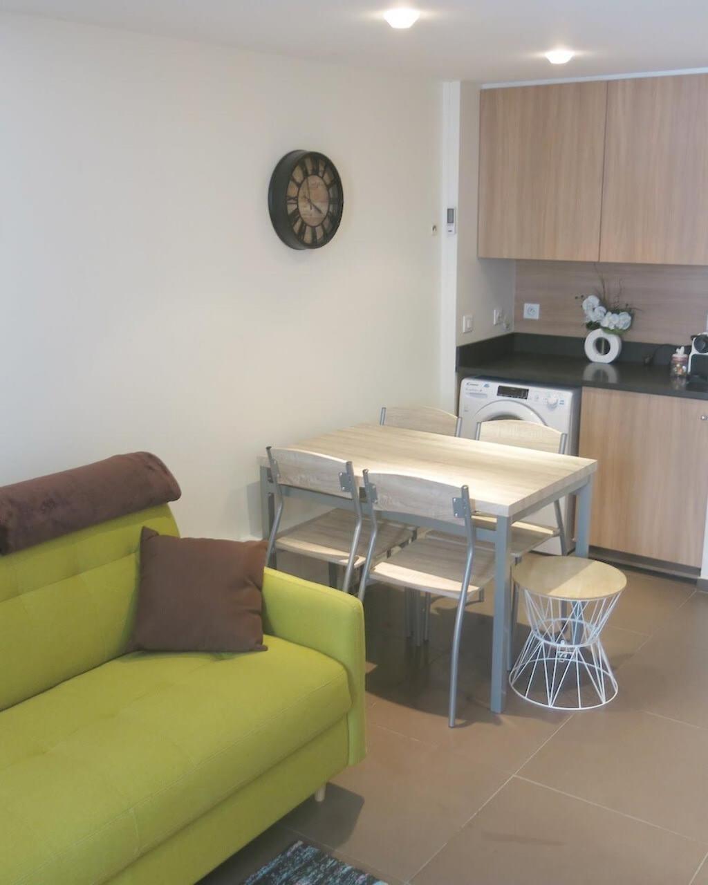 Mini Loft Daval Apartment