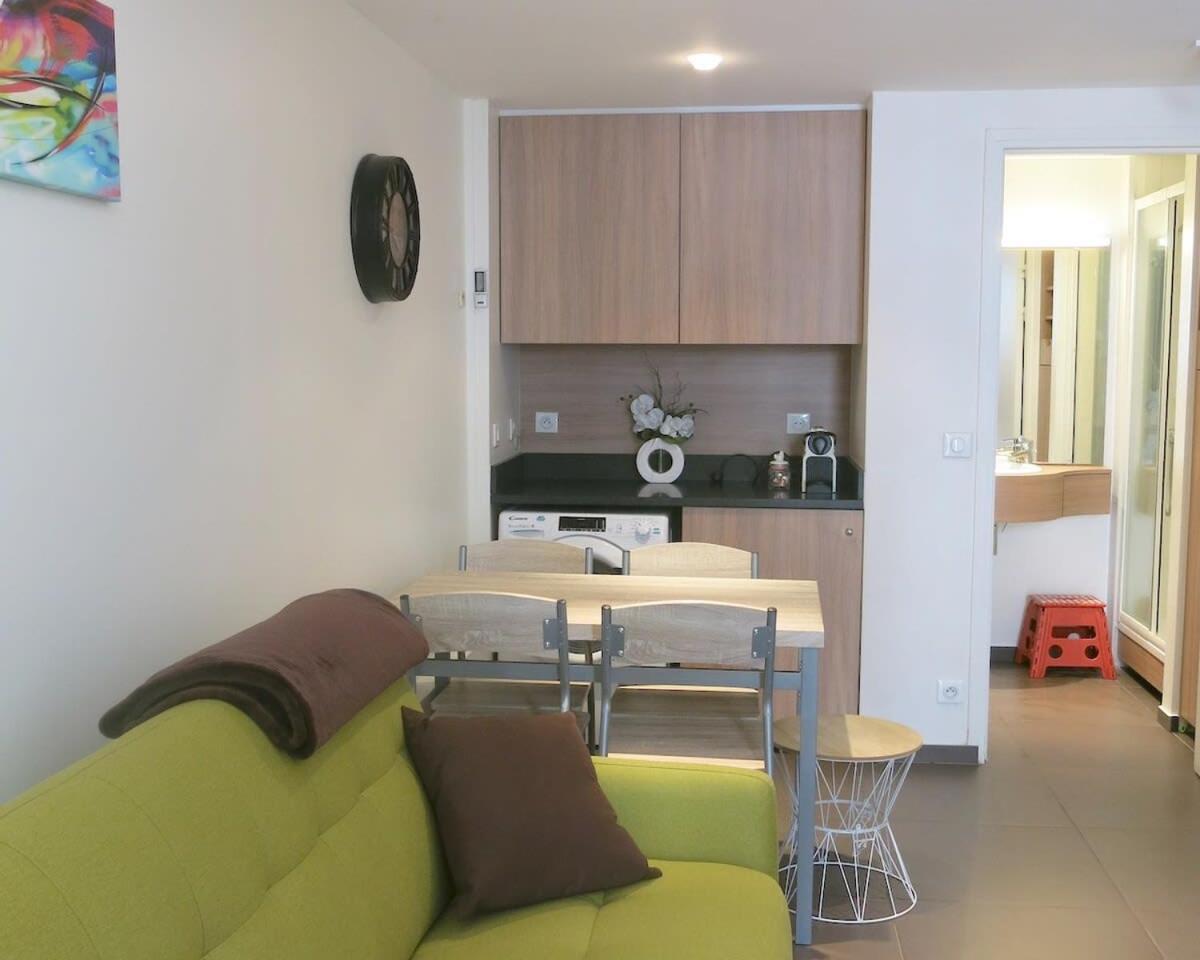 Mini Loft Daval Apartment
