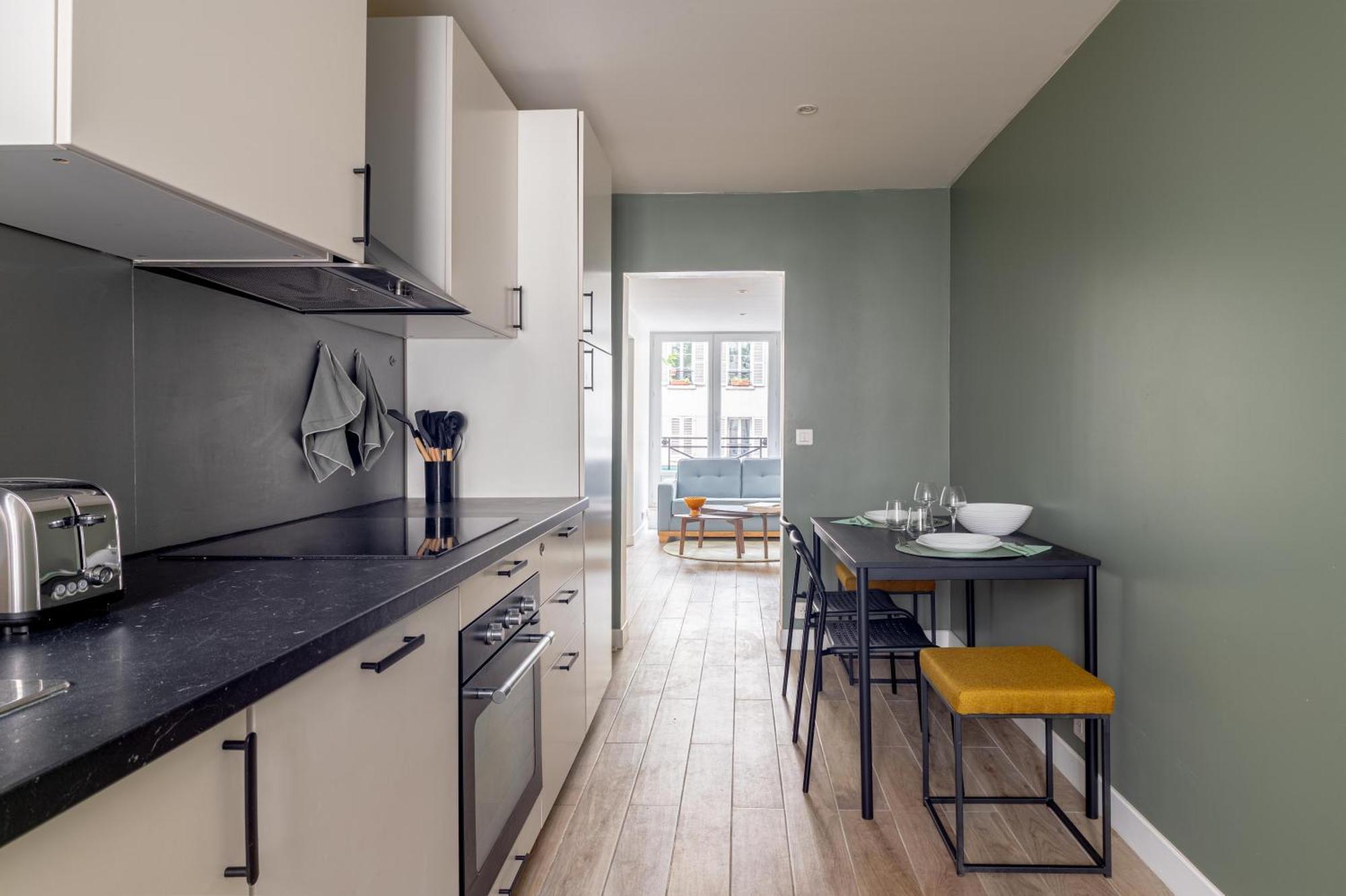 Charming 1-bed Newly Renovated Close To The Centre And Montmartre Apartment *