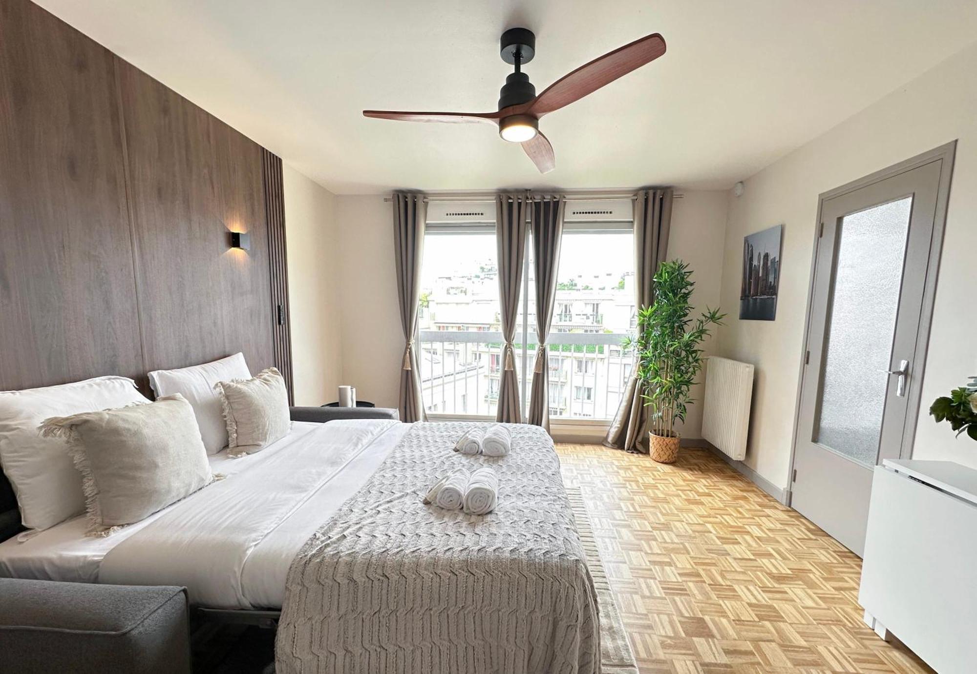 Brand-new With Eiffel Tower View Appartement *