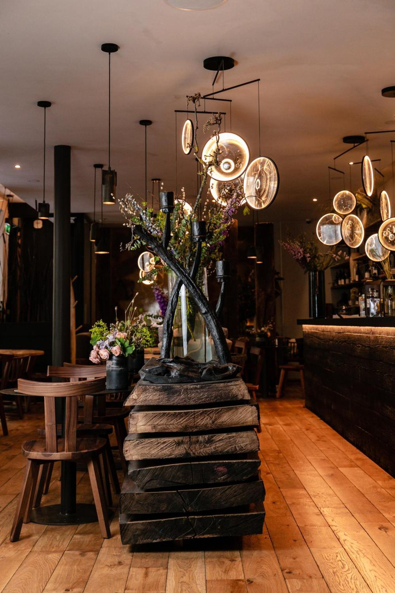 Marignan Champs-elysees Hotel 5*