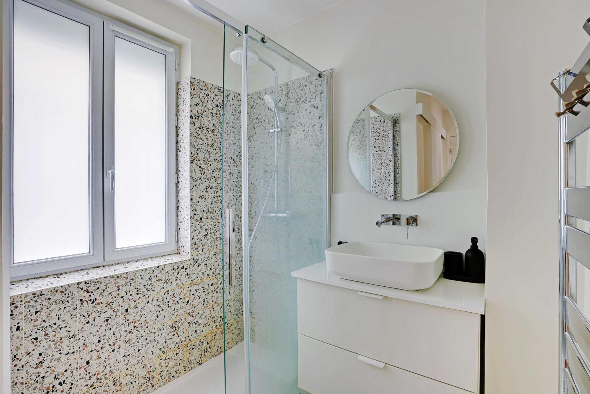 Appartement Authentic - 3br-8p - Clignancourt