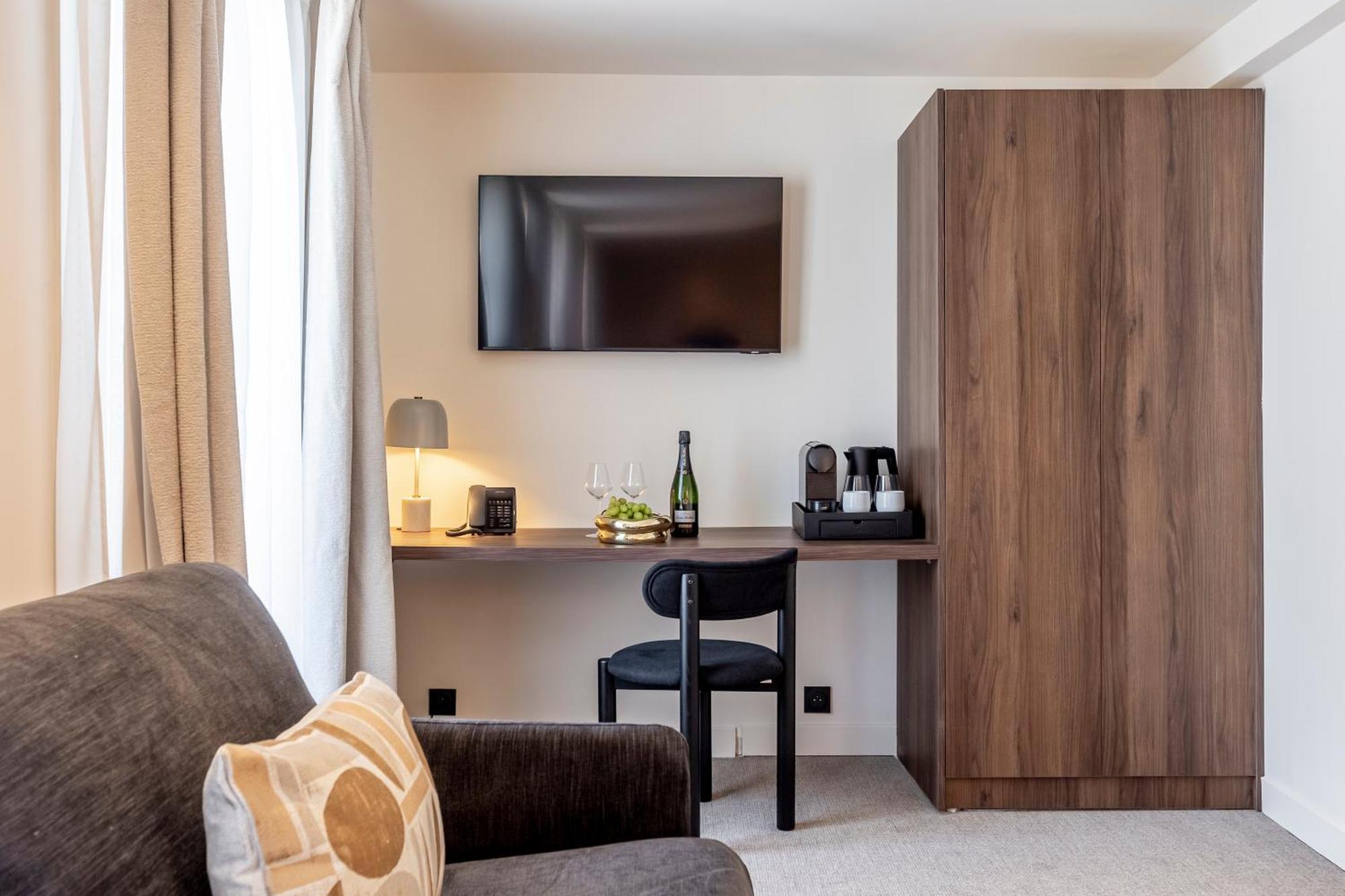 Le Monsieur By Sweett Hotel 4*