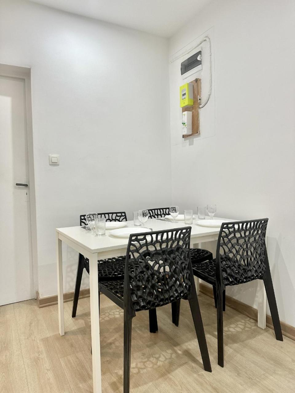 Apartment Modern Comfort In 15th District In Lakanal Paris