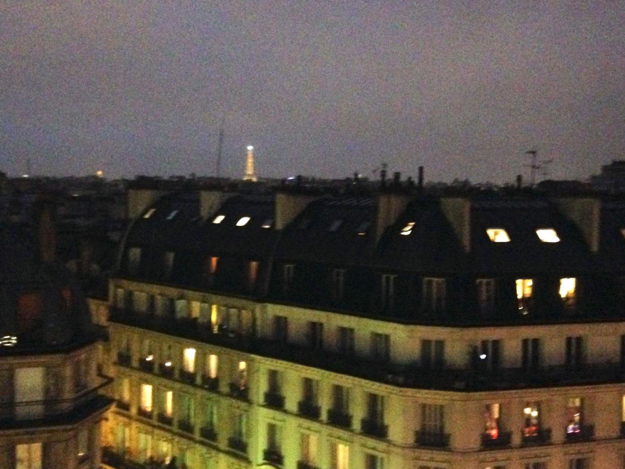 Amazing Eiffel Views At Cool Area Appartement