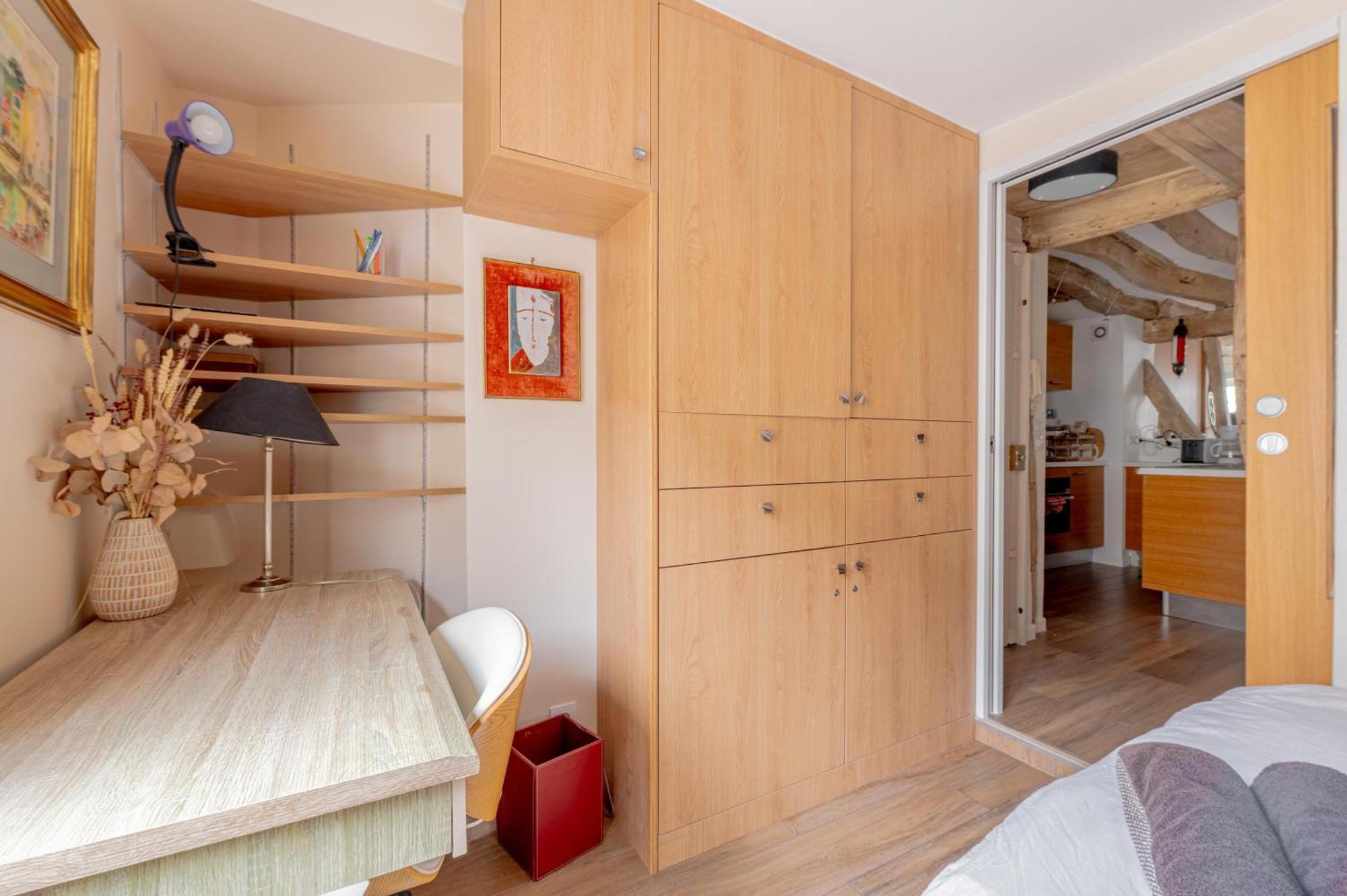 Heart Of Paris, Montorgueil, Charming Duplex Appartement Paris
