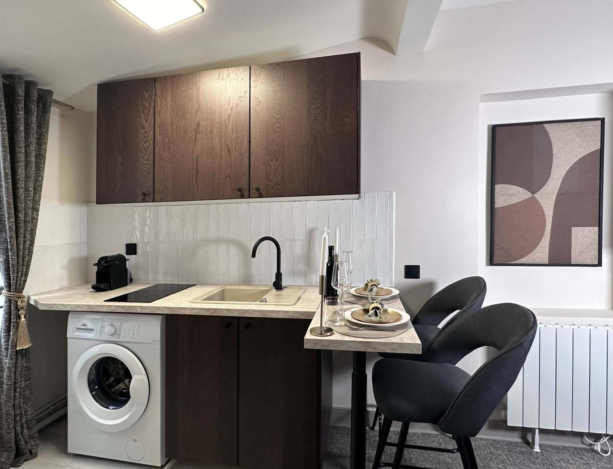 Charming Studio In Porte De Versailles Apartment Paris