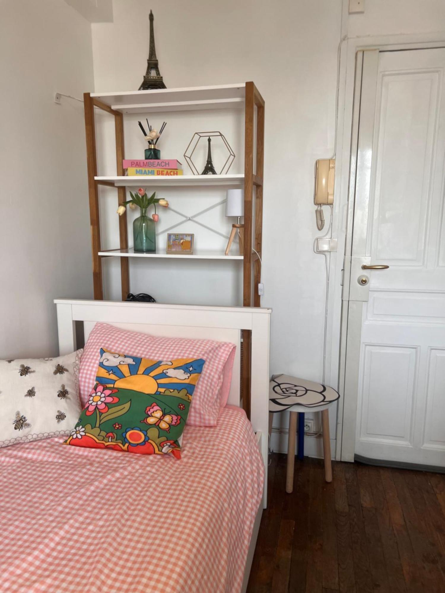 Apartment Centre Orsay