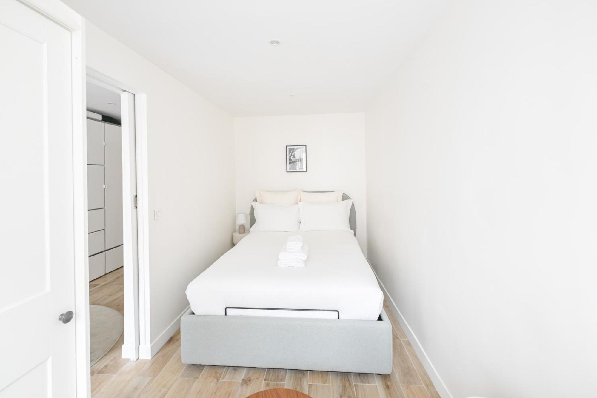 Apartment Charming 1-bed Newly Renovated Close To The Centre And Montmartre Paris