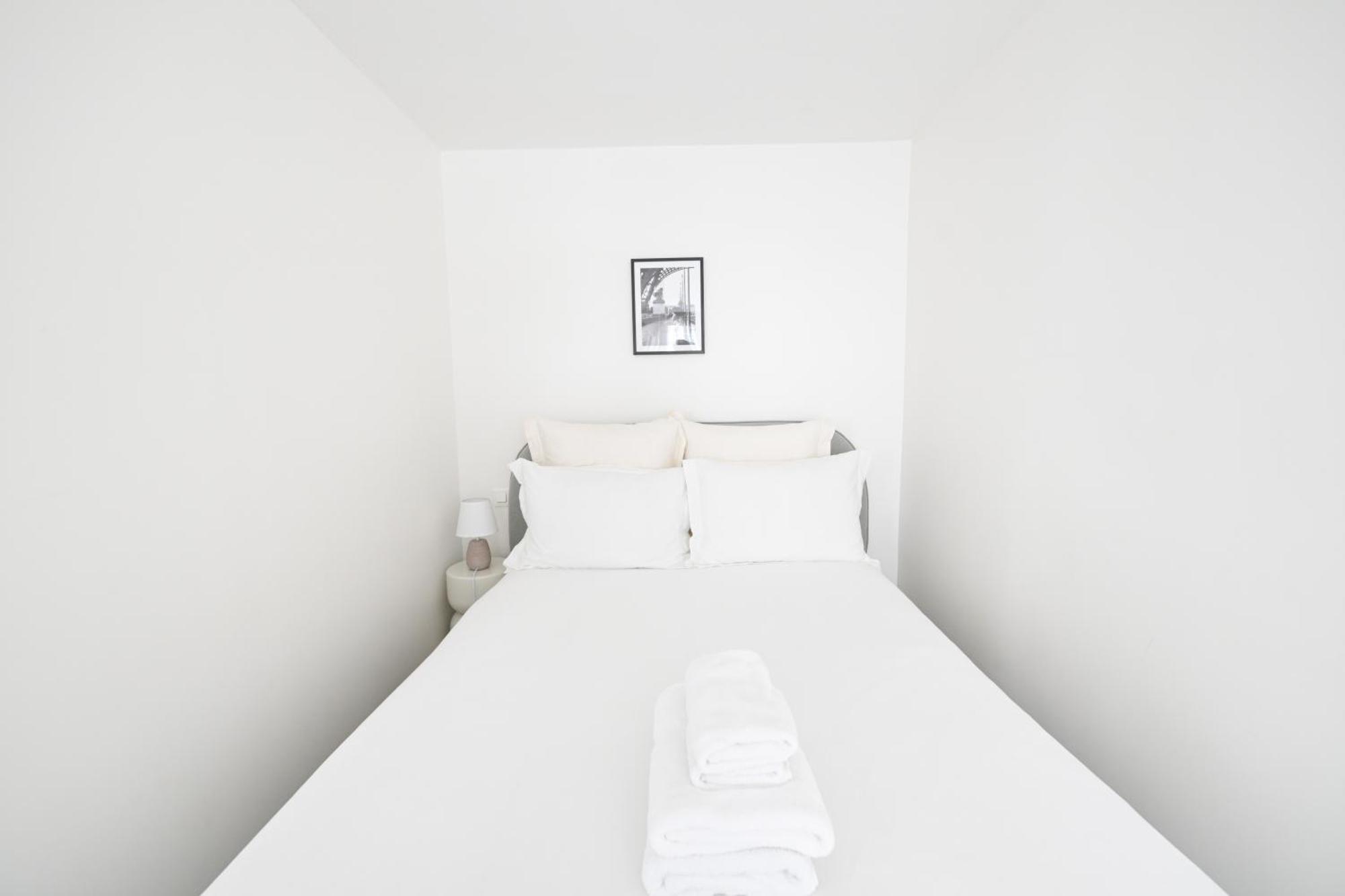 Charming 1-bed Newly Renovated Close To The Centre And Montmartre Paris