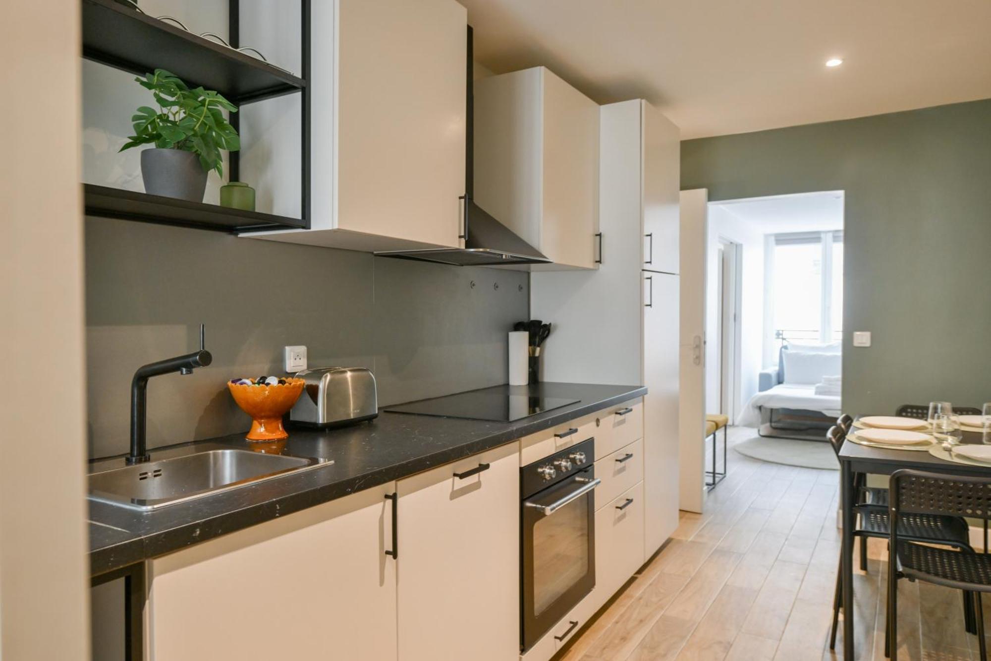 Charming 1-bed Newly Renovated Close To The Centre And Montmartre * Paris