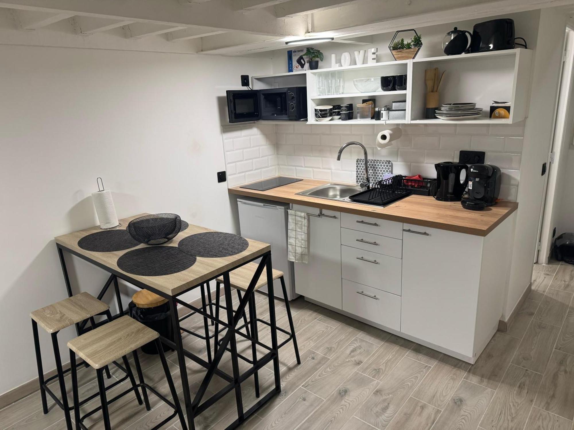 Magnifique Flat Le Belleville - Lumineux - 4 Personnes - Proche Metro Paris