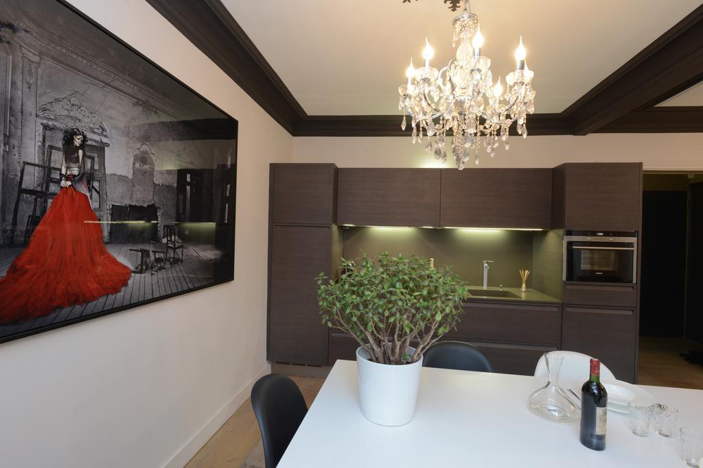 Tour Eiffel Appartement *