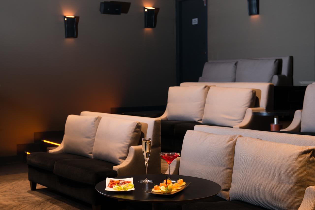 Hotel Marignan Champs-elysees 5*