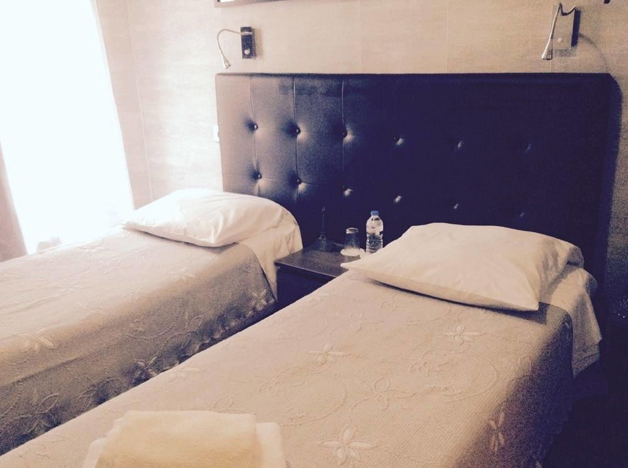 Gofen Hotel Paris