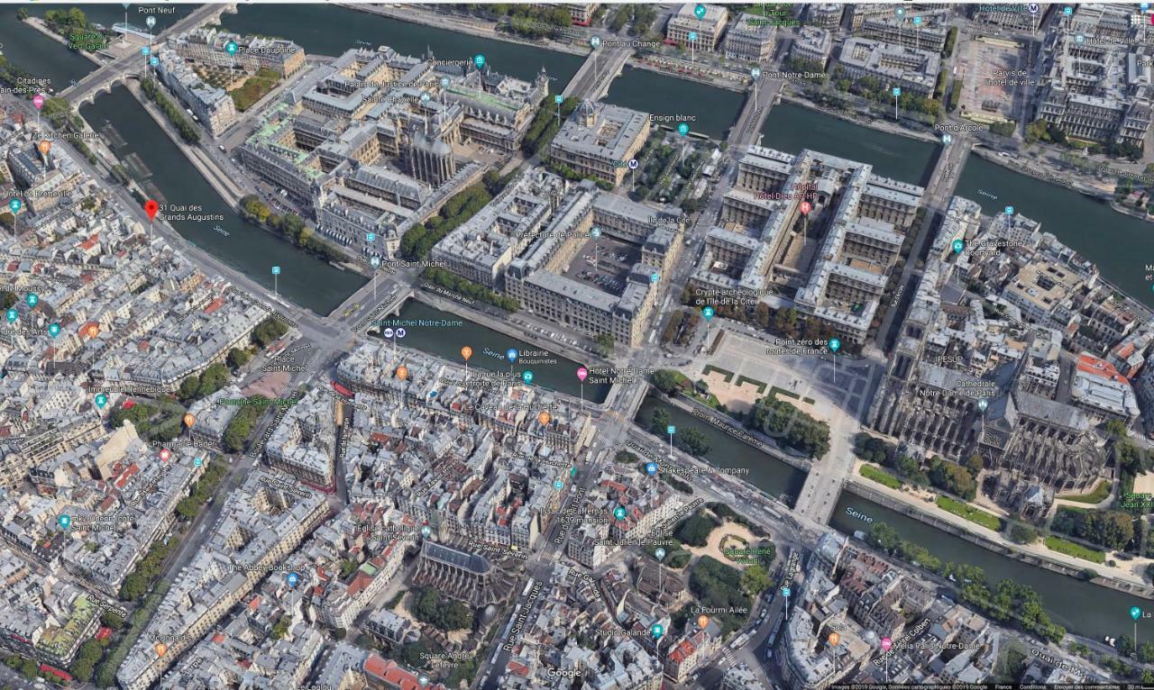 Hr Quai Augustins - Notre Dame *