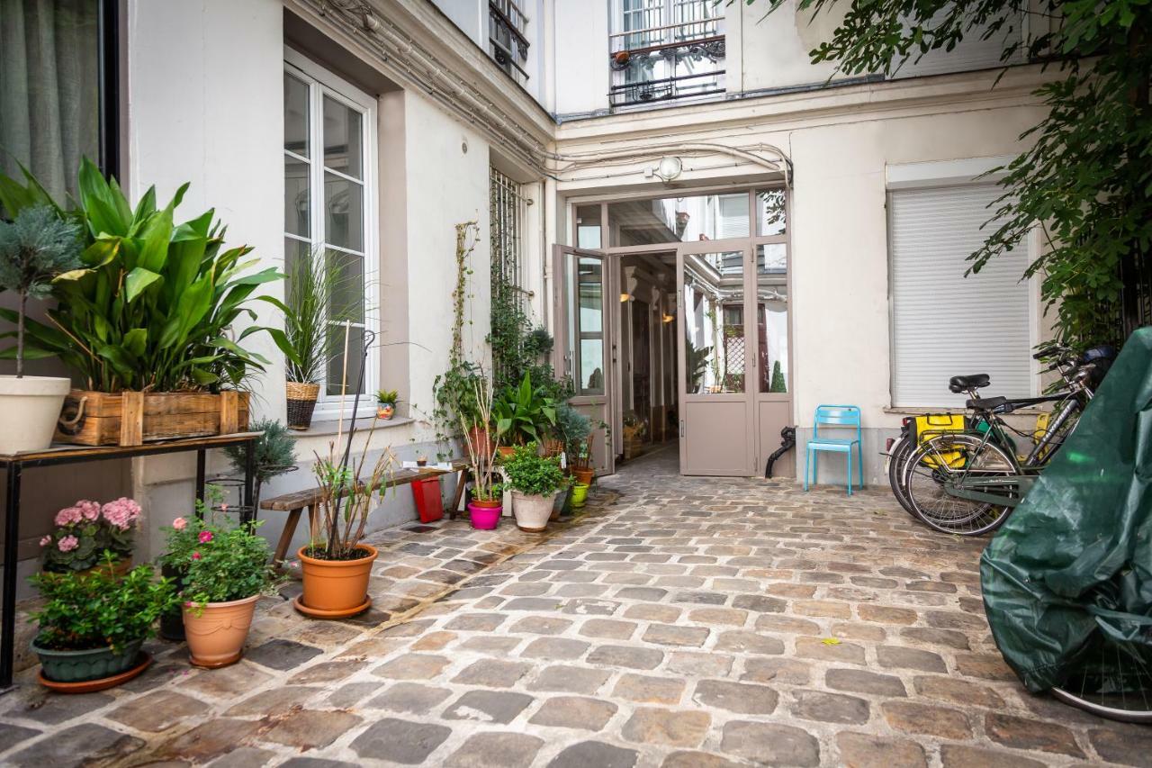 Artisan Lofts Courtyard Opera Apartment