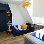 Charming 2-Room 21M Comfort Sacre-Coeur View