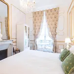 Maison de Lignières - Bed&Breakfast - Paris quartier Champs-Elysées