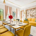 Luxury 4 bedrooms 4 bathrooms apartment in Le Marais