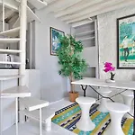 Luxurious Studio Chatelet Lescot Free Netflix