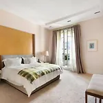 Exceptional Duplex Apartment Bathed In Sunshine