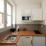 302 Sejournez Dans Un Studio De Charme Paris 5