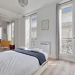 AH FACE Pretty apartment Champs Elysées - 6P