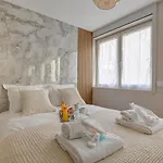 364 Suite Fondary 2 - Superb Apartment In Paris